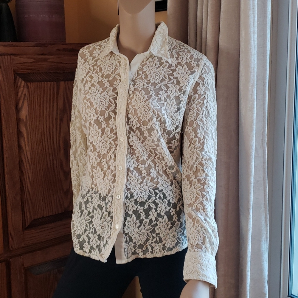 🤎3/20 🤍 Lucky Lace button up